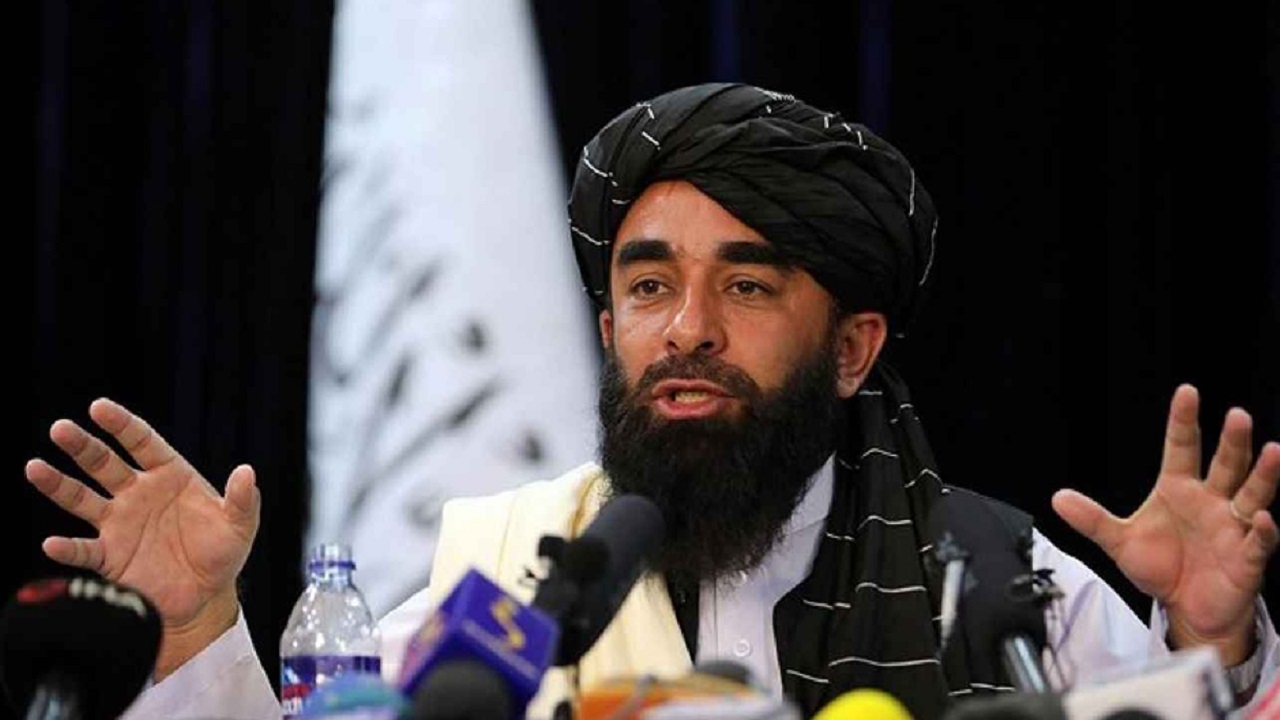 طالبان ادعای ناتوانی بانک مرکزی در تبدیل دالر به افغانی را رد کرد