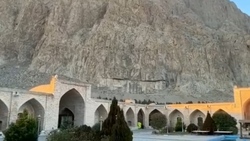 آبشار قطره‌ای چم چید در لرستان + فیلم