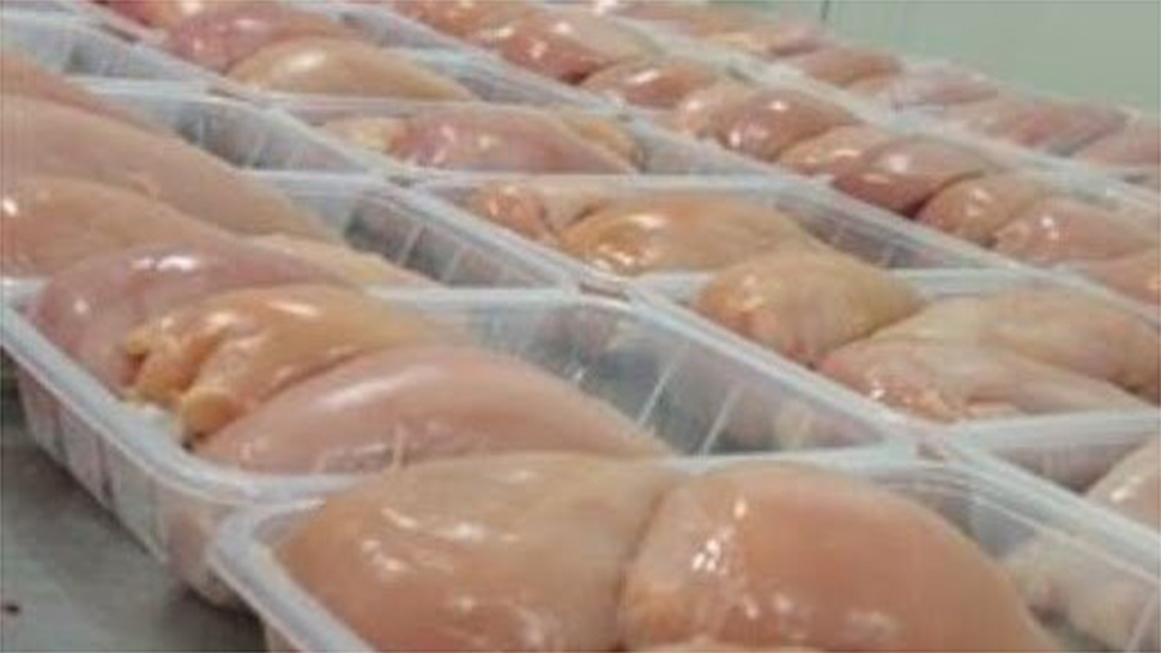 محکومیت بیش از ۲ میلیارد ریال شرکت بسته بندی مرغ در شیراز