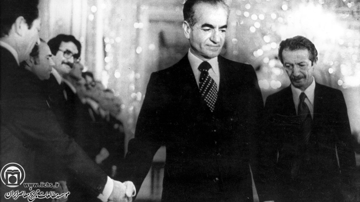 کسی که برای نپذیرفتن مسئولیت، بهانه آورد و از ایران رفت