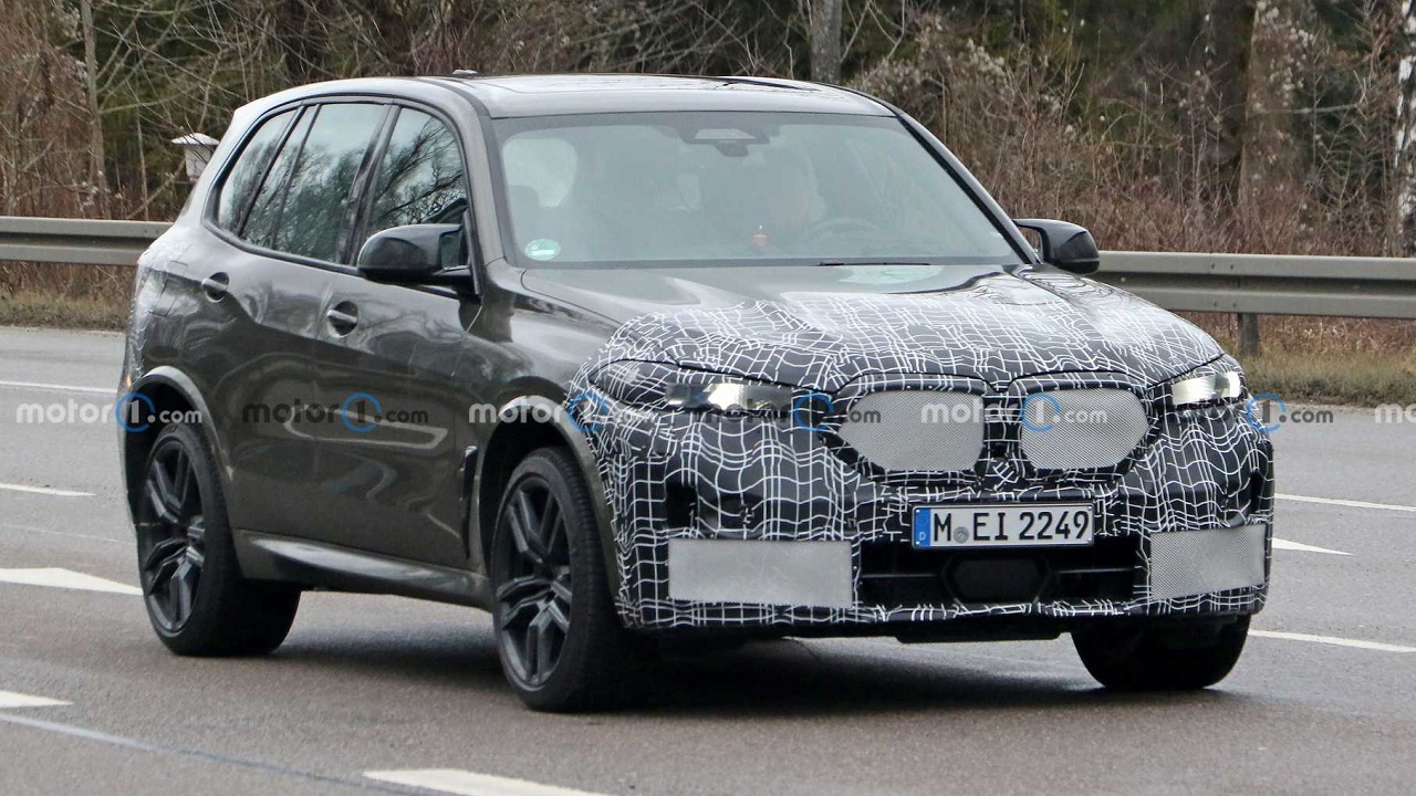 آزمایش خودرو ۲۰۲۳ BMW X۵ M فیس لیفت شده +تصاویر