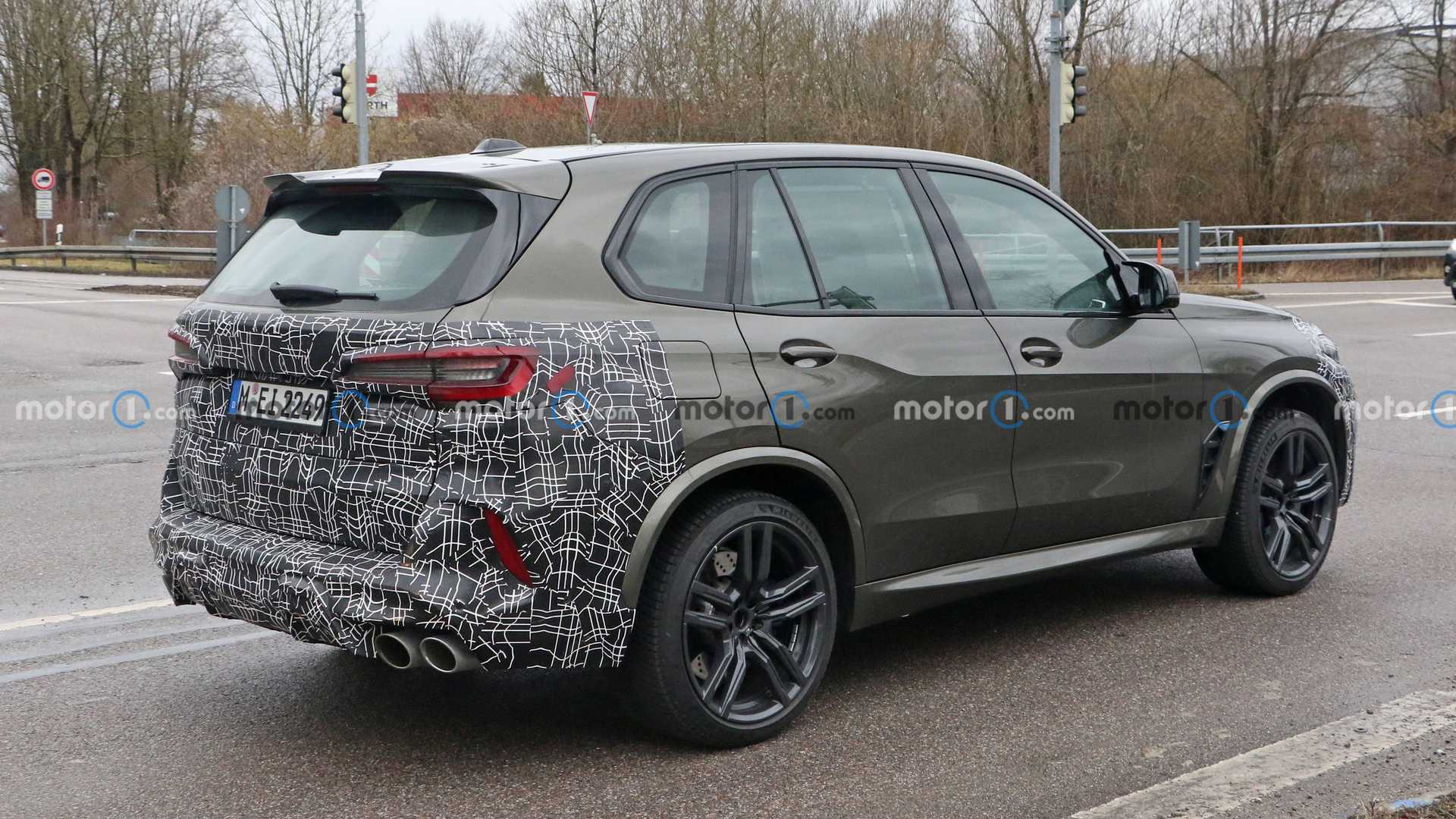 خودروی ۲۰۲۳ BMW X۵ M فیس لیفت شده