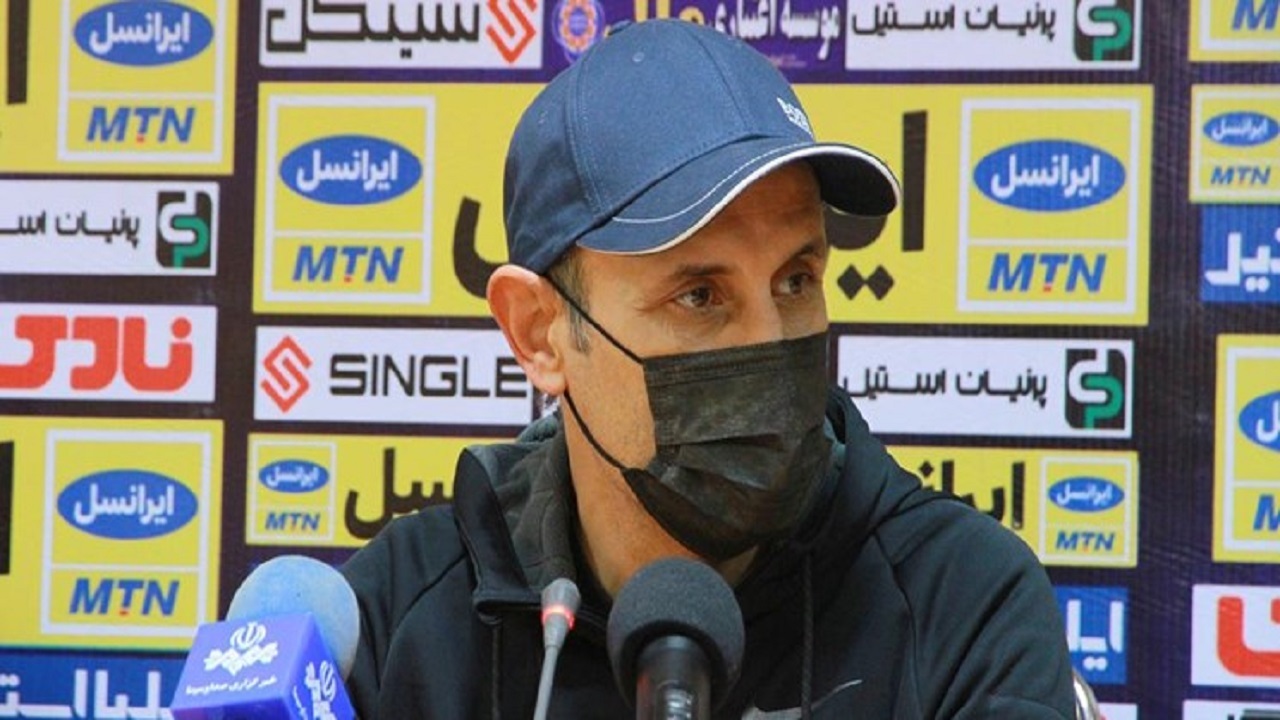 گل محمدی: بازیکنان برای بردن سوپرجام انگیزه زیادی دارند/ پولی در باشگاه پرسپولیس برای جذب بازیکن نیست