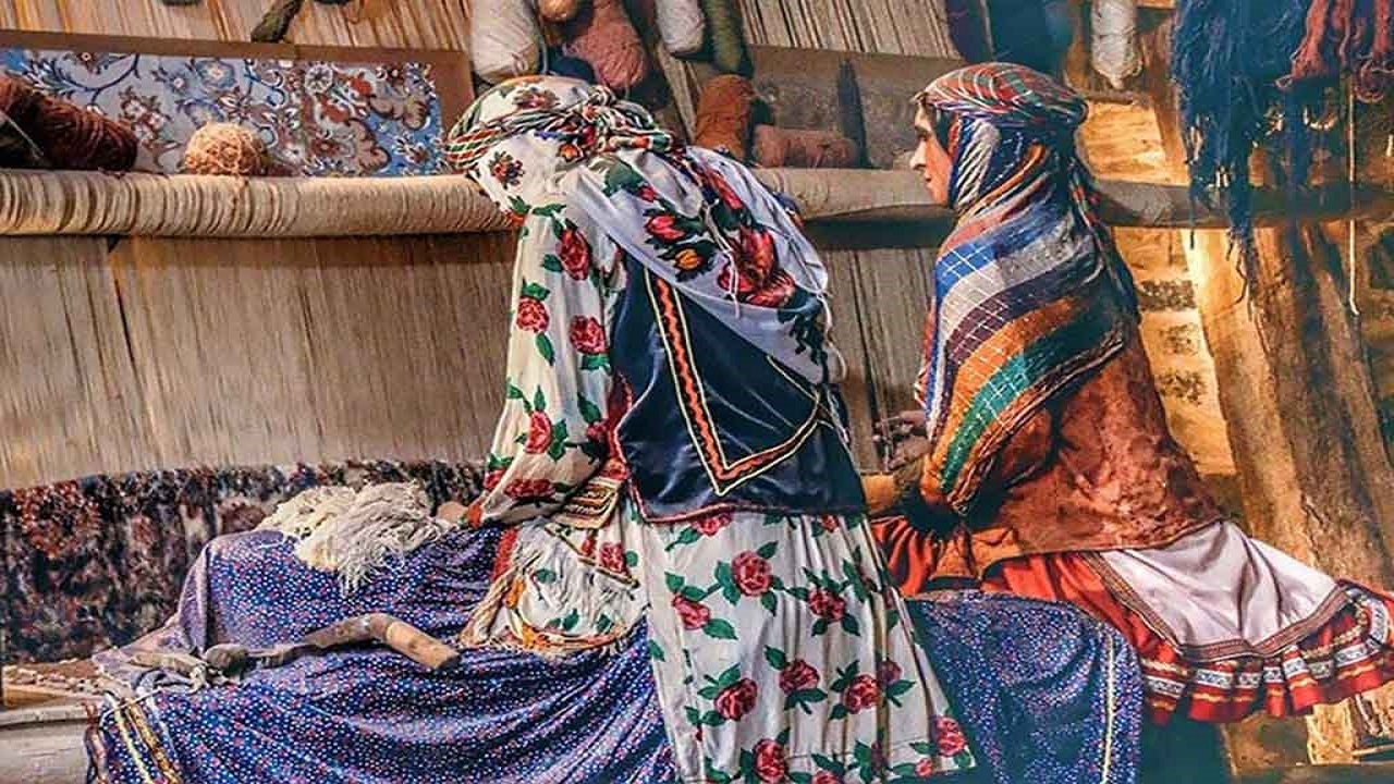 هنر فرش بافی با دستان توانمند نابینایان زنجانی