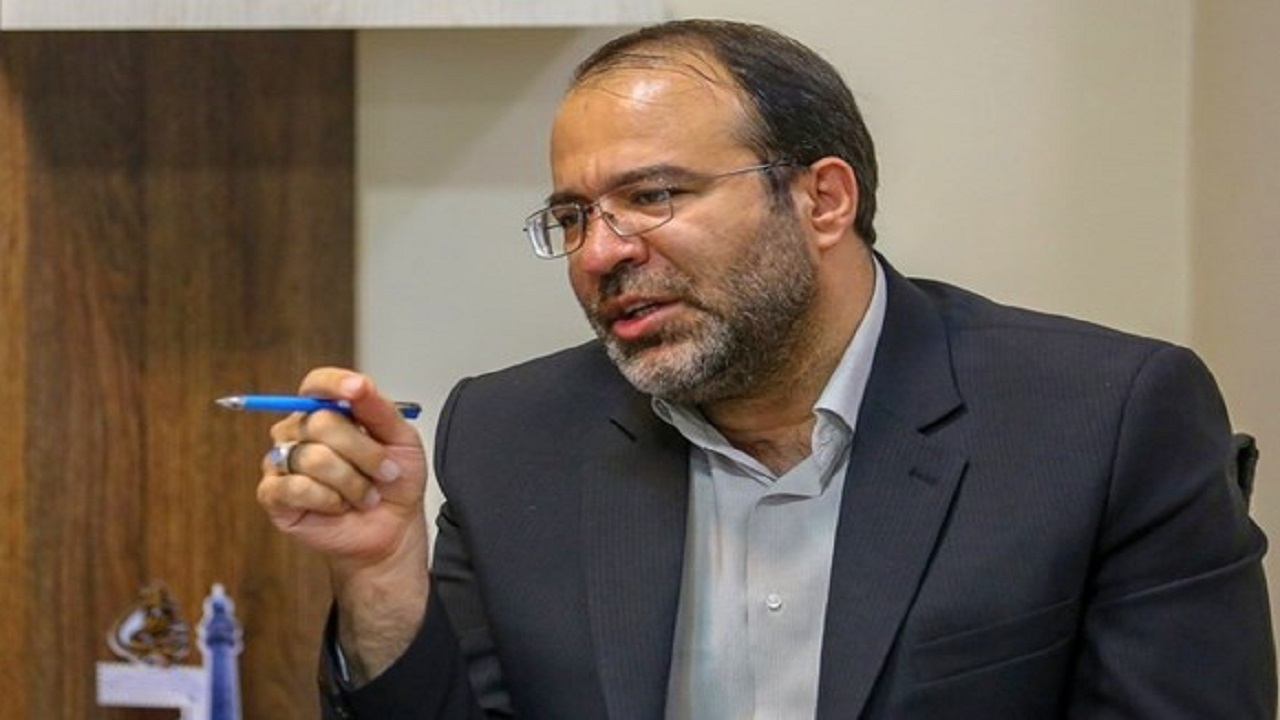 پرده برداری از تخلفات فولاد مبارکه