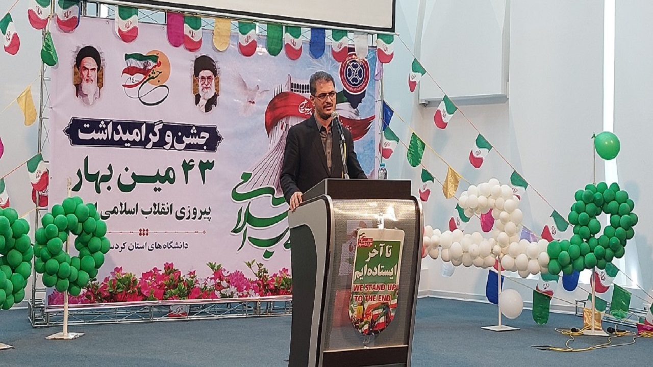 نخبگان کردستانی پیشگام تبیین بیانیه گام دوم انقلاب باشند