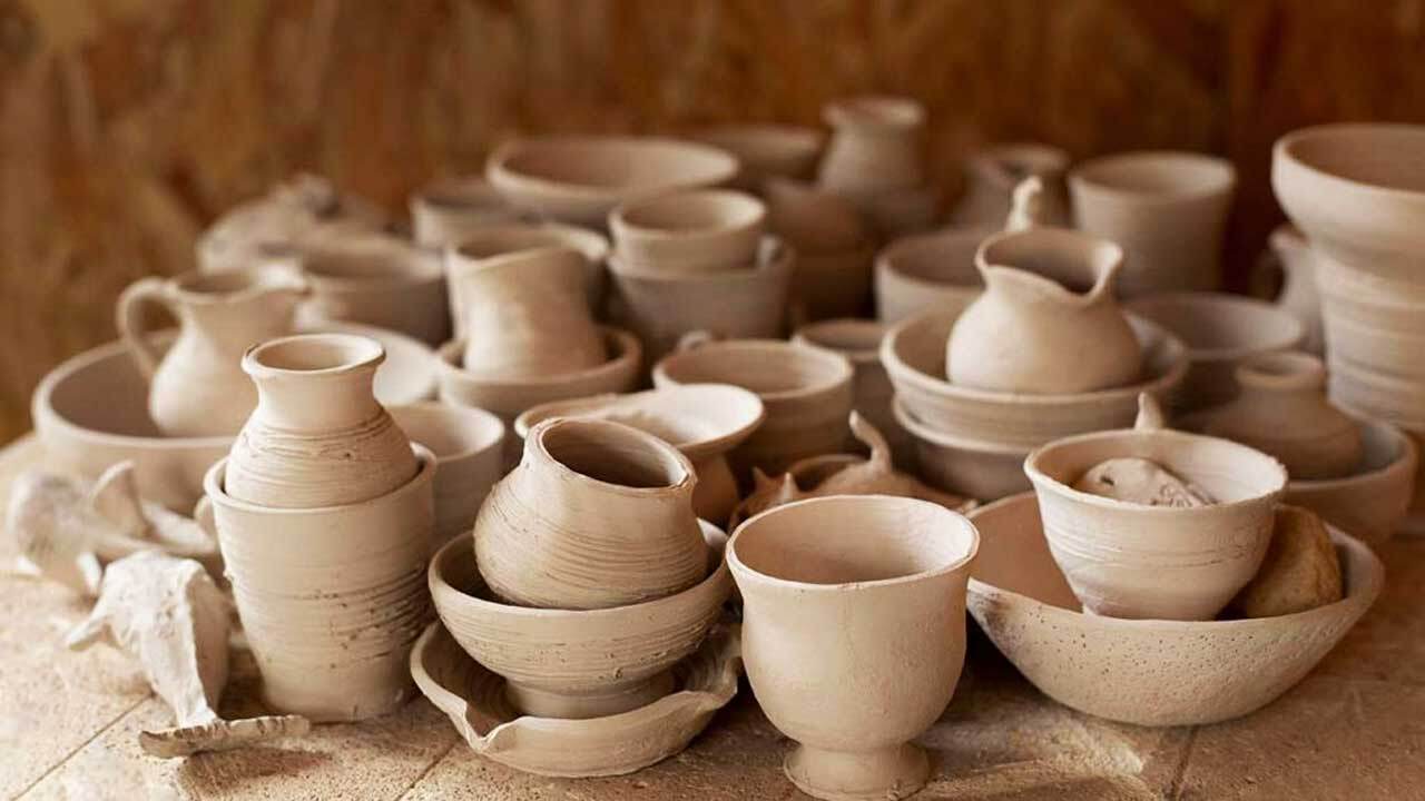 کمبود خاک، دغدغه جدید سفالگران + فیلم