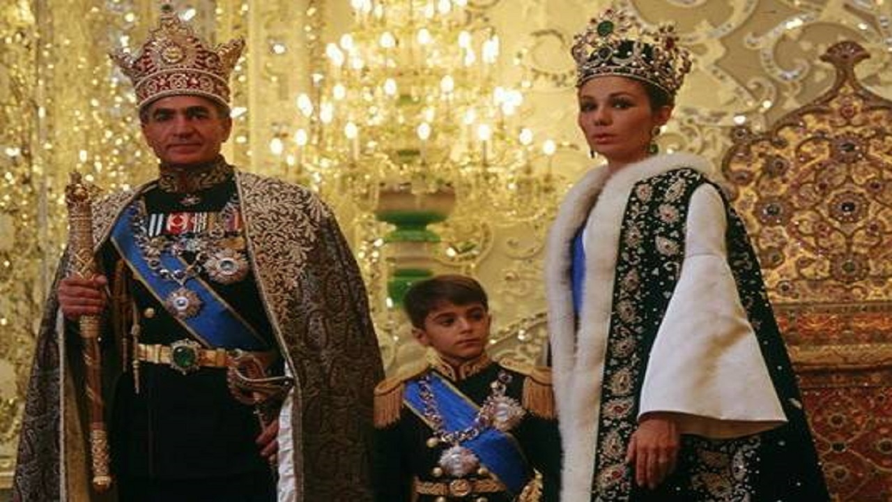 بخشی از ثروت ایران که توسط پهلوی از کشور خارج شد + فیلم