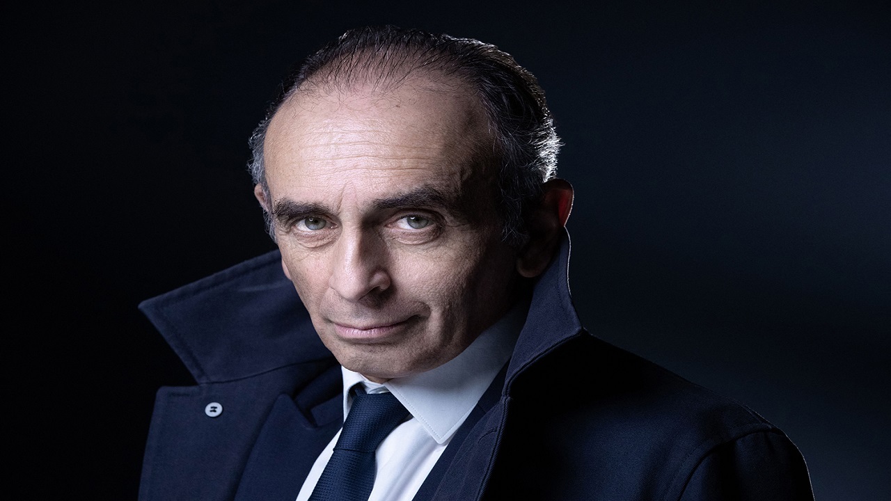 «زمور» برای افزایش اقبالش در انتخابات فرانسه از مواضع افراطی خود عقب‌نشینی کرد