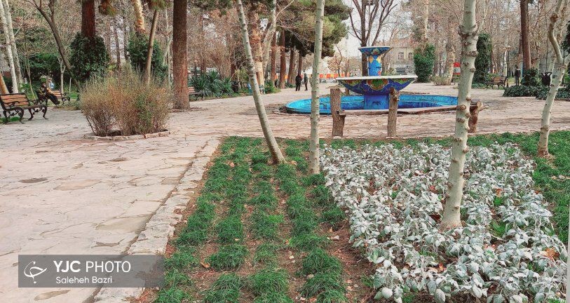 حال و هوای یک روز زمستانی در باغ ملی مشهد+ تصاویر