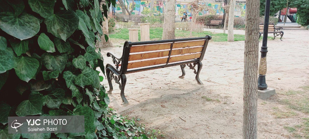 حال و هوای یک روز زمستانی در باغ ملی مشهد+ تصاویر
