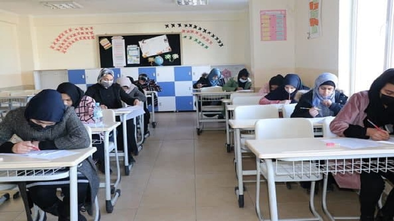 مکاتب افغان ـ ترک در هرات با حضور دختران گشایش یافت