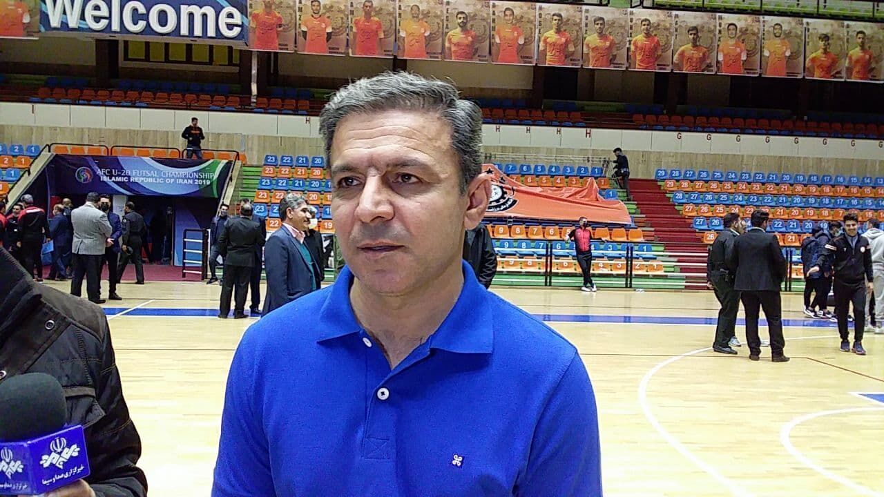 فدراسیون فوتبال بازیکنان کرونایی را به خط می کند