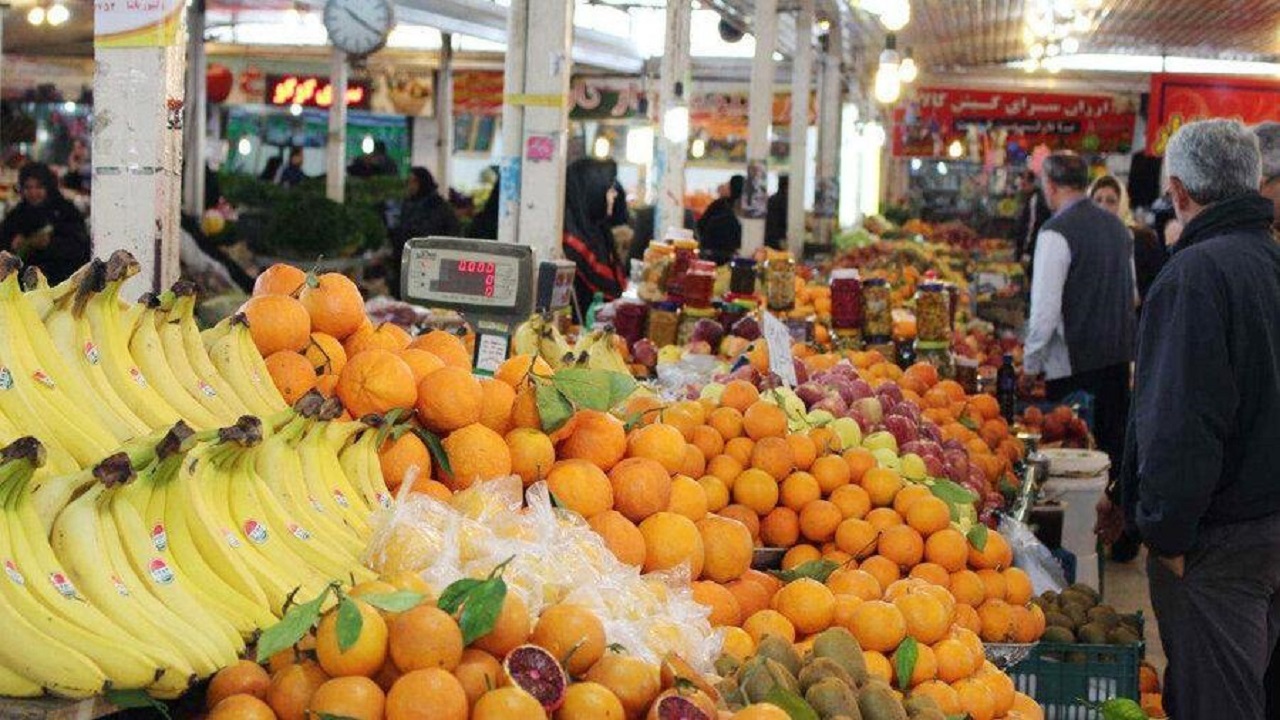 سرمای هوا موجب گرانی در بازار میوه و تره بار مشهد  شد