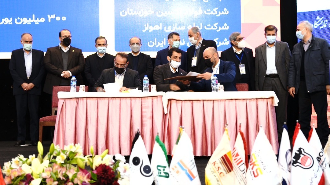 امضای تفاهم نامه برای فراهم کردن لوله‌های مورد نیاز پروژه‌های نفت و گاز