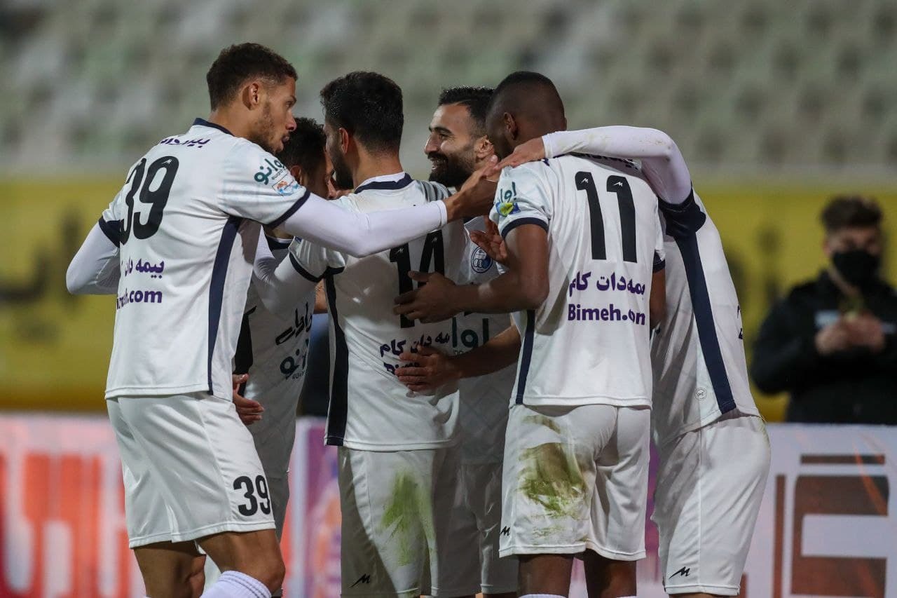 برتری استقلال مقابل پیکان