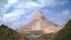 حمل آجر با بنز میباخ + فیلم