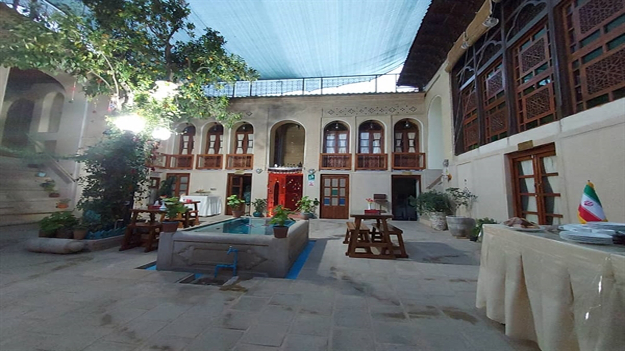 بهره‌برداری از اقامتگاه سنتی اشرفیه در شیراز