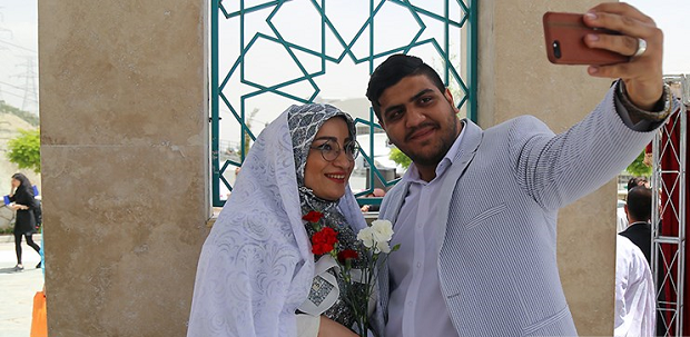 روز زن را با این روش&zwnj;ها برای همسرتان ماندگار کنید