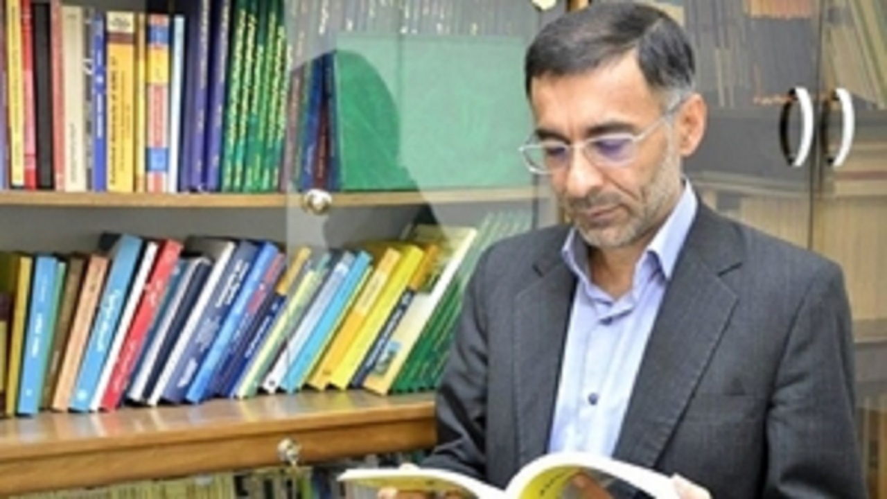 انتشار کتاب نویسنده یزدی در سطح بین المللی
