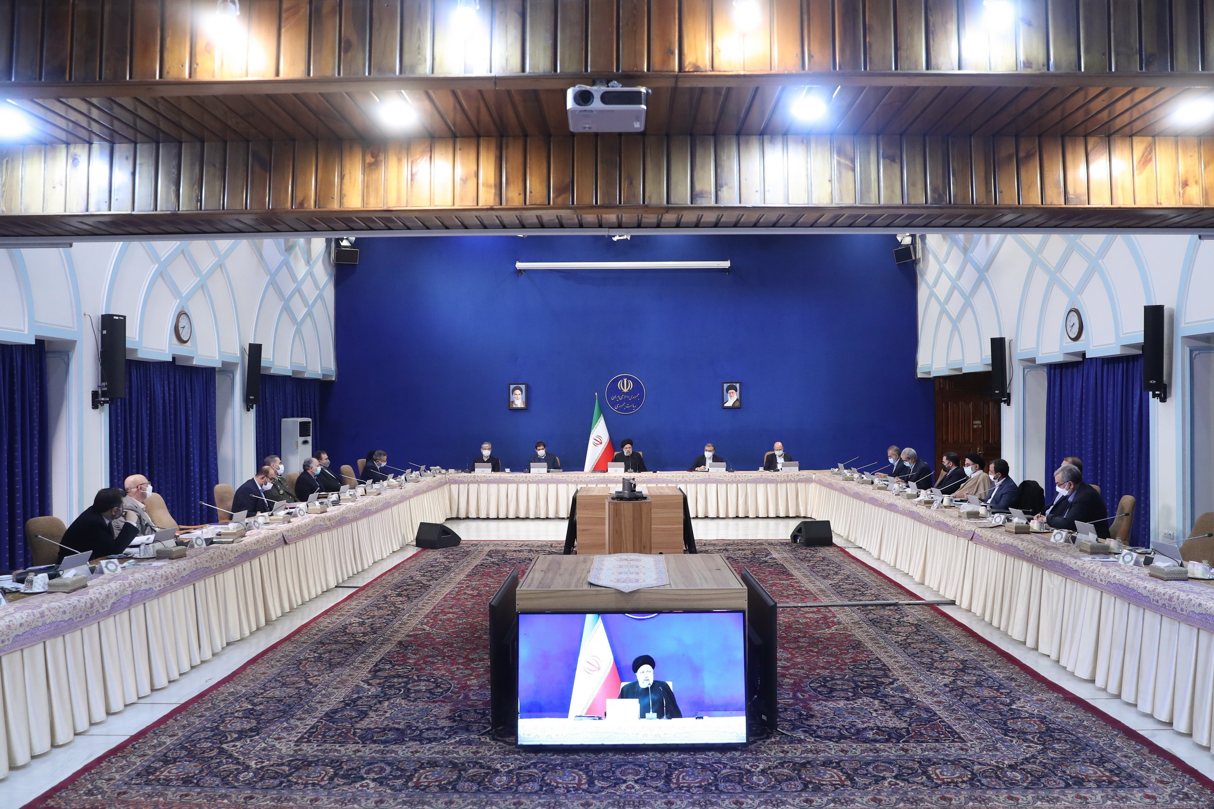 رئیسی: بیانیه گام دوم انقلاب مستند تحول برای دستگاه‌ها و ارکان نظام است