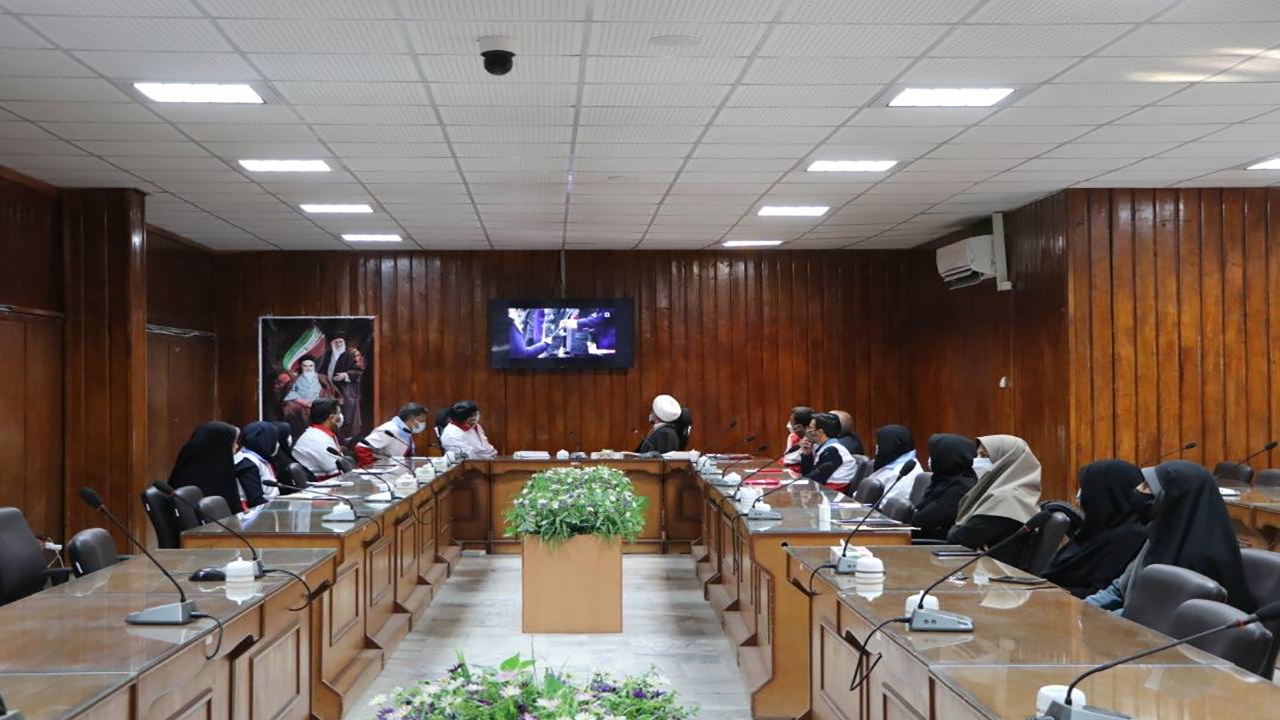 چراغ چلچراغ در کرمان روشن شد