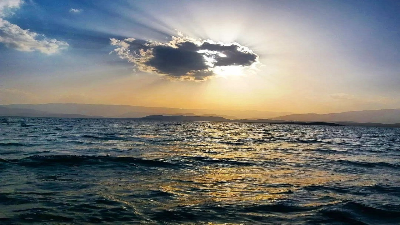 از