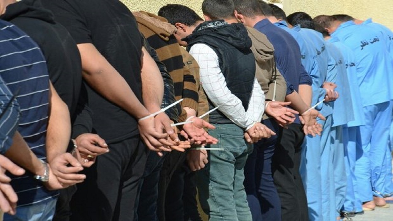 دستگیری  ۱۱ نفر از اراذل و اوباش در ایلام