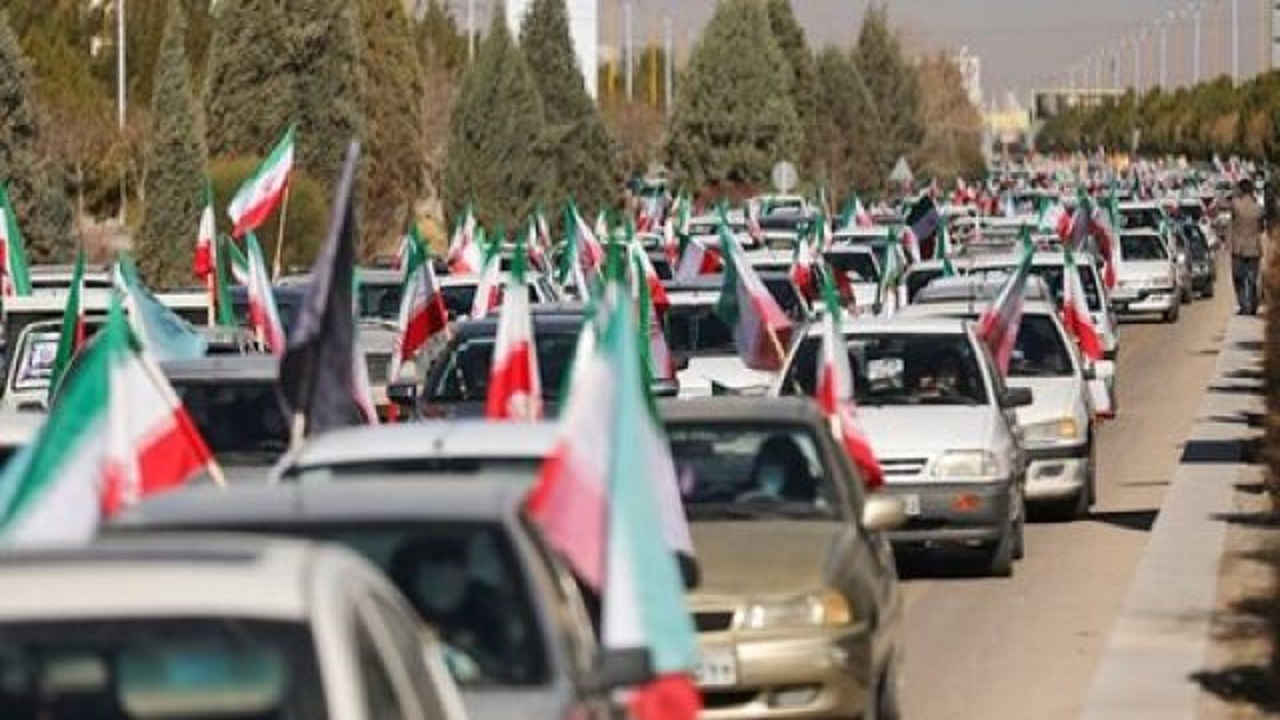 راهپیمایی ۲۲ بهمن در نایین هم خودرویی شد