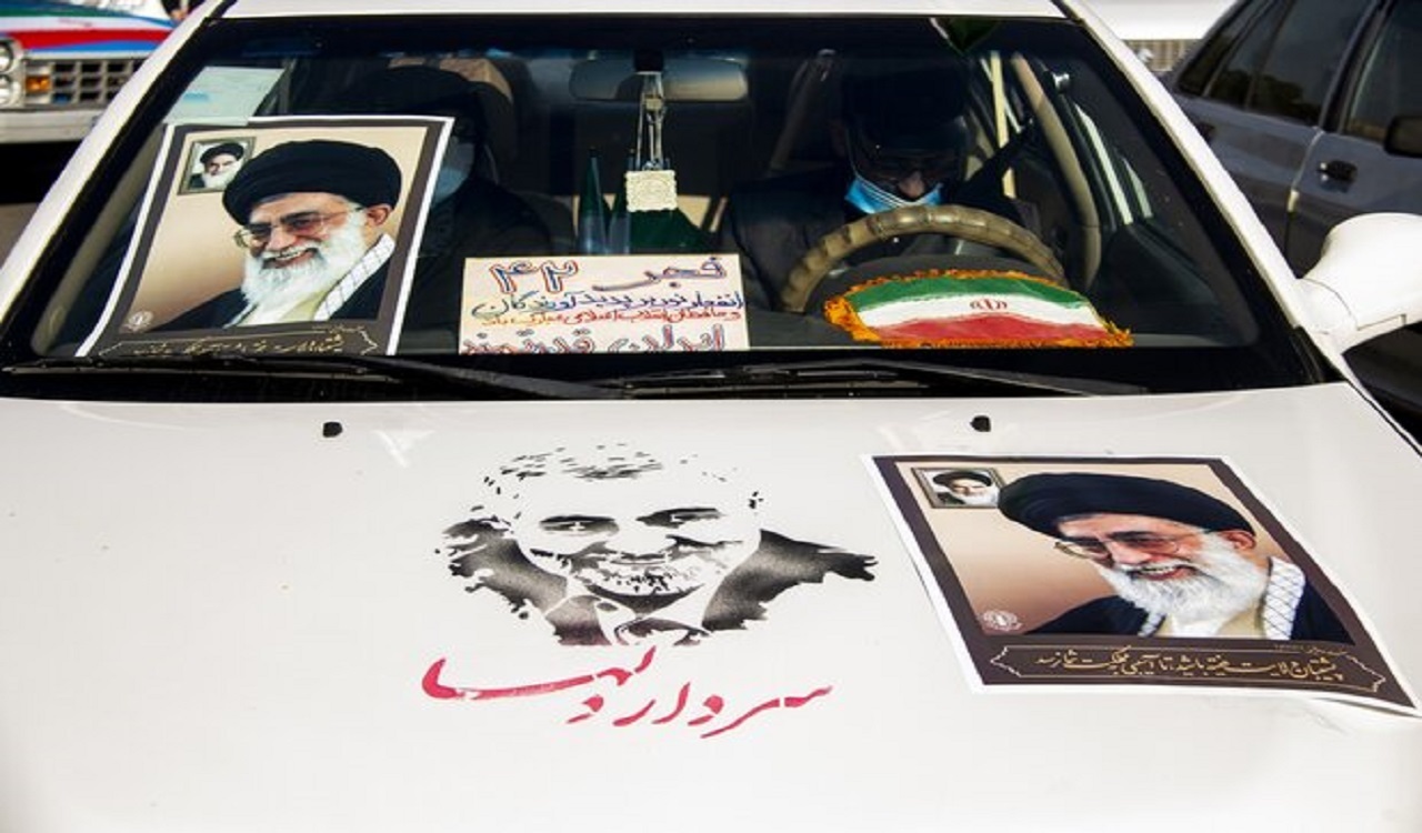 مسابقه بزرگ تزئین خودرویی در جشن انقلاب
