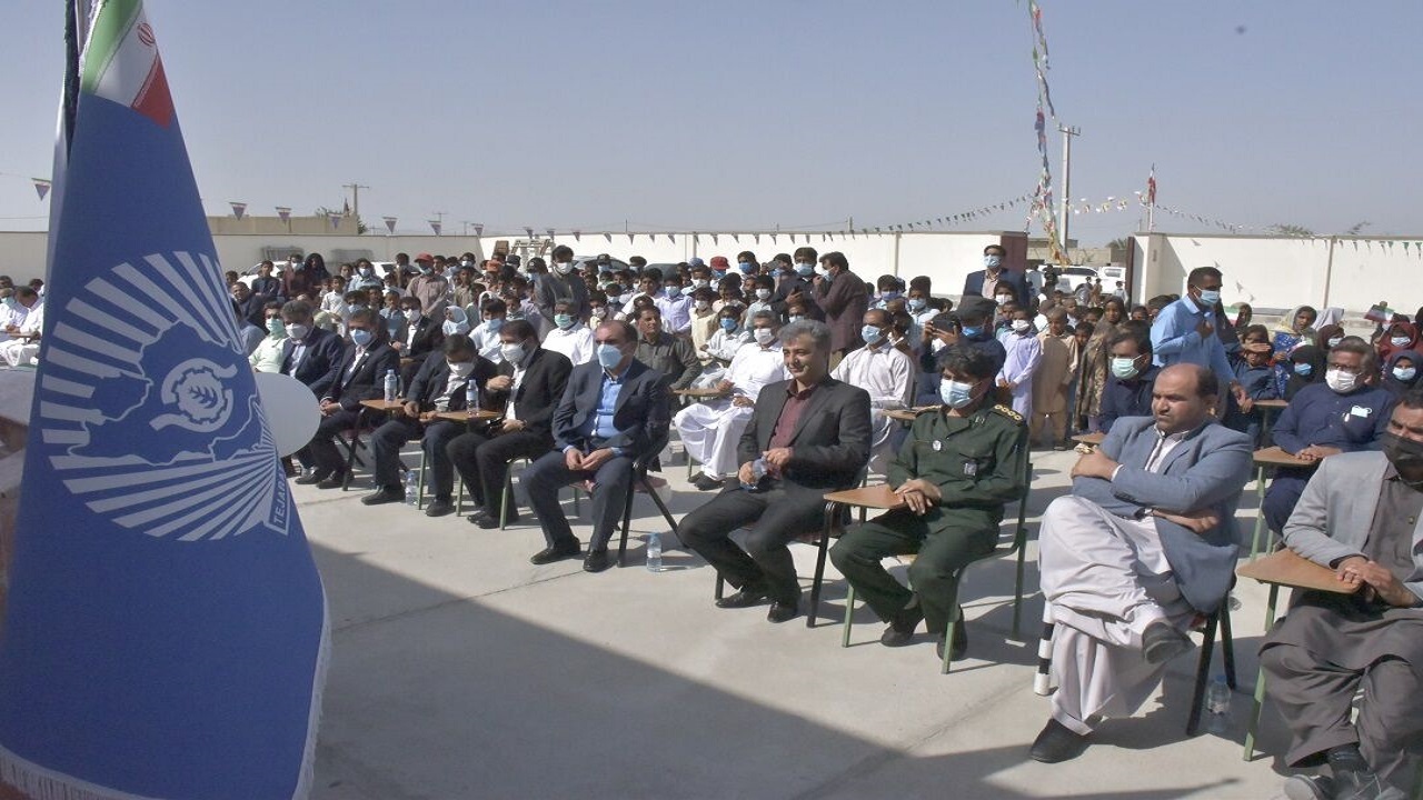 افتتاح مدرسه ۶ کلاسه امید تجارت در روستای بمباسری دشتیاری