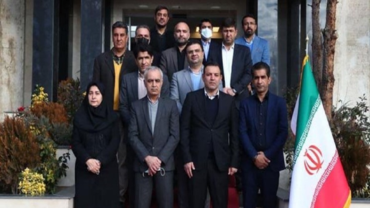 عضو هیئت رئیسه فدراسیون فوتبال: دسترسی من را به کارتابل قطع کردند