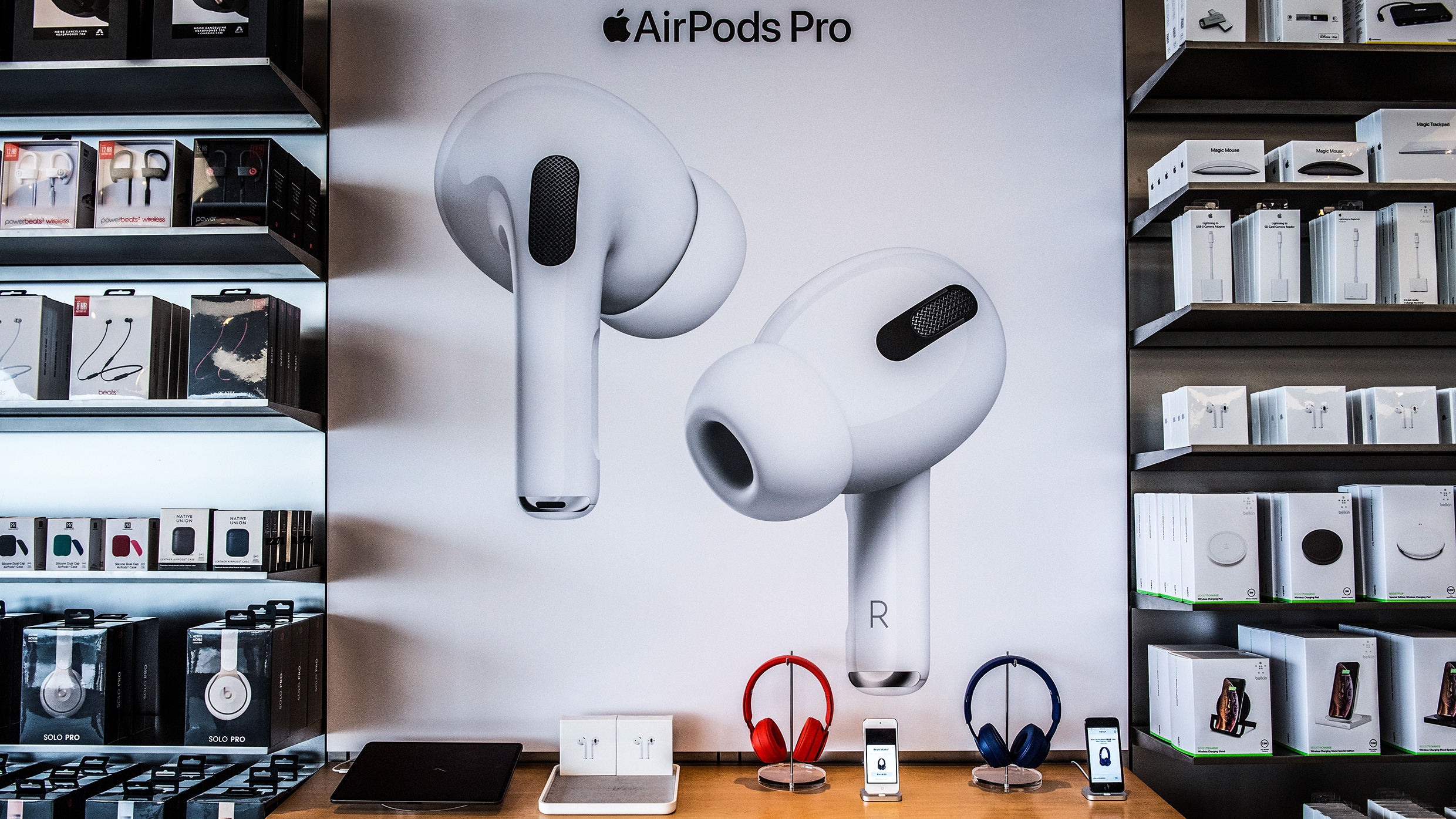 AirPods Pro AirPods Pro