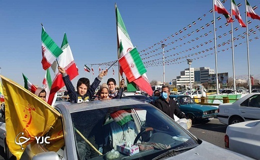 راهپیمایی خودرویی و موتوری ۲۲ بهمن استان یزد به روایت تصویر