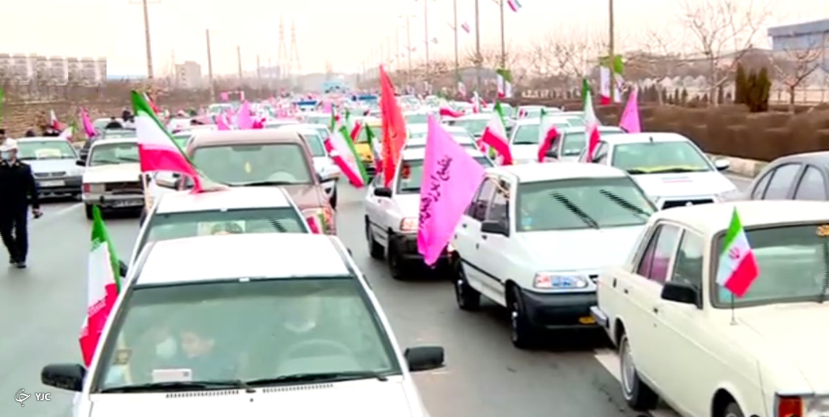 آغاز راهپیمایی ۲۲ بهمن ۱۴۰۰ در استان مرکزی + تصاویر