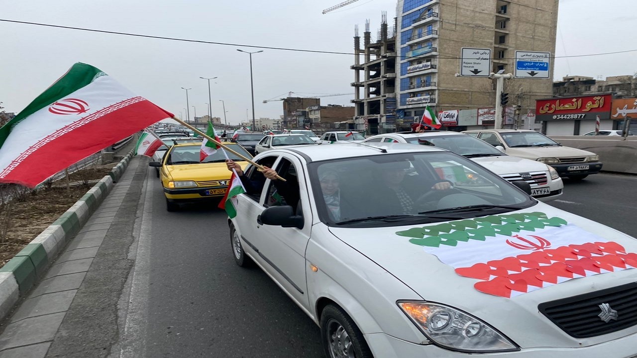 آغاز جشن ۴۳ سالگی انقلاب اسلامی در البرز + تصاویر