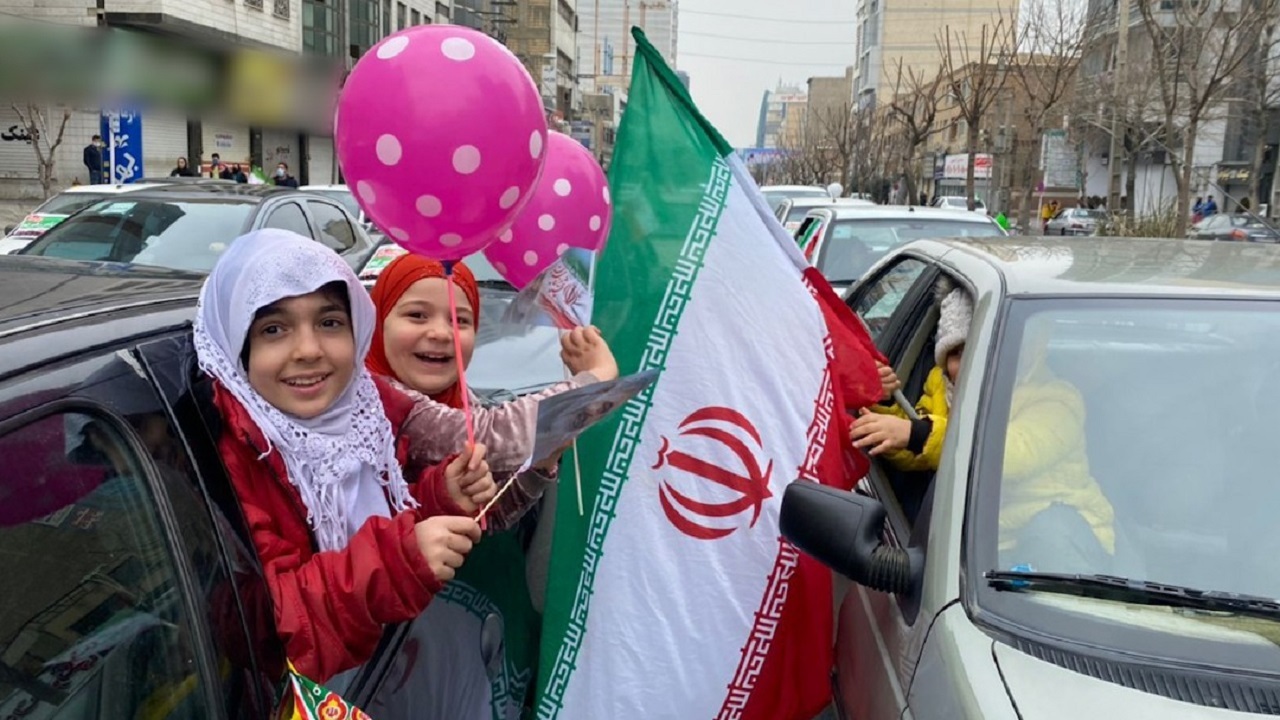 آغاز جشن ۴۳ سالگی انقلاب اسلامی در البرز + تصاویر