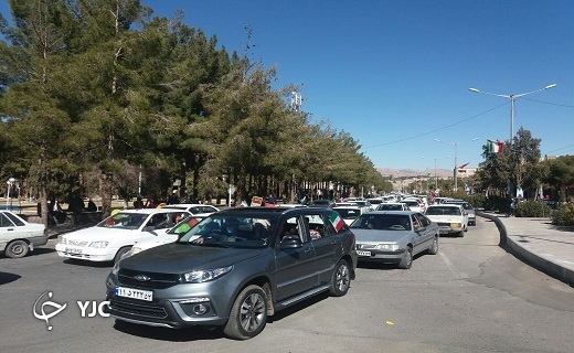 راهپیمایی خودرویی و موتوری در بیرجند + تصاویر