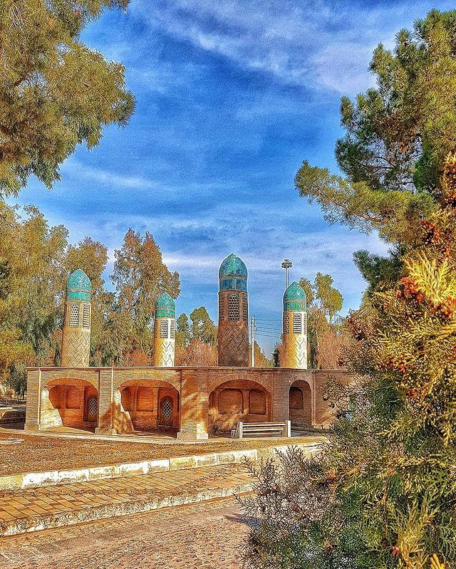 نمایی از آب انبار تاریخی کازرونی + فیلم