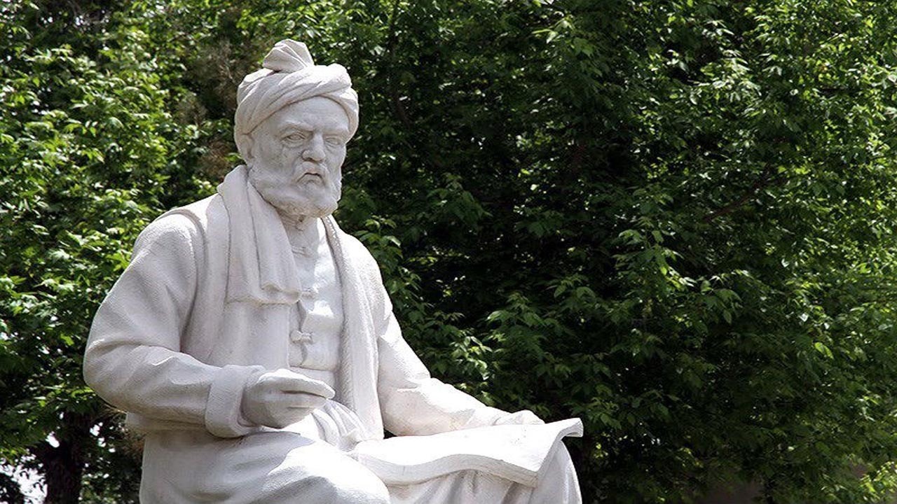 شاهنامه بود که توانست زبان فارسی را حفظ کند