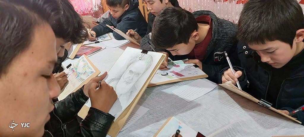 نقاشی کودکان افغانستان به مناسبت سالروز پیروزی انقلاب اسلامی + تصاویر