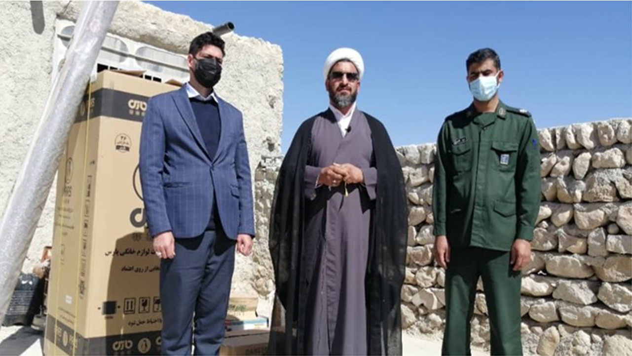 ۱۰۰ سری لوازم خانگی بین سیل زدگان جنوب فارس توزیع شد