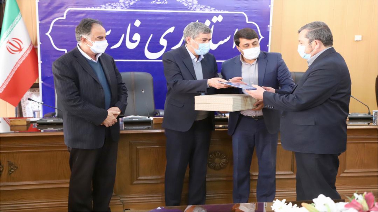 تجلیل از موسسه‌های خیریه برتر فارس