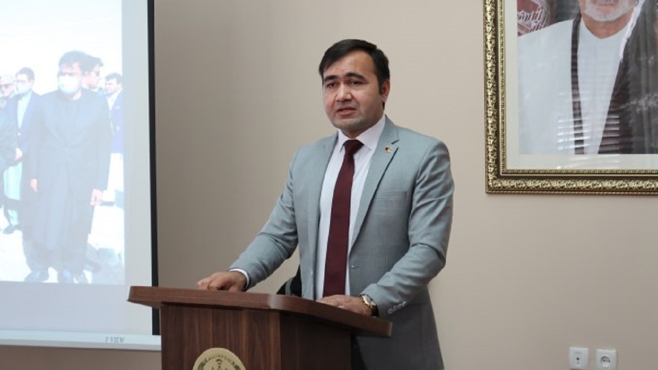 سفیر دولت پیشین افغانستان در ترکمنستان از سمت خود کناره گیری کرد