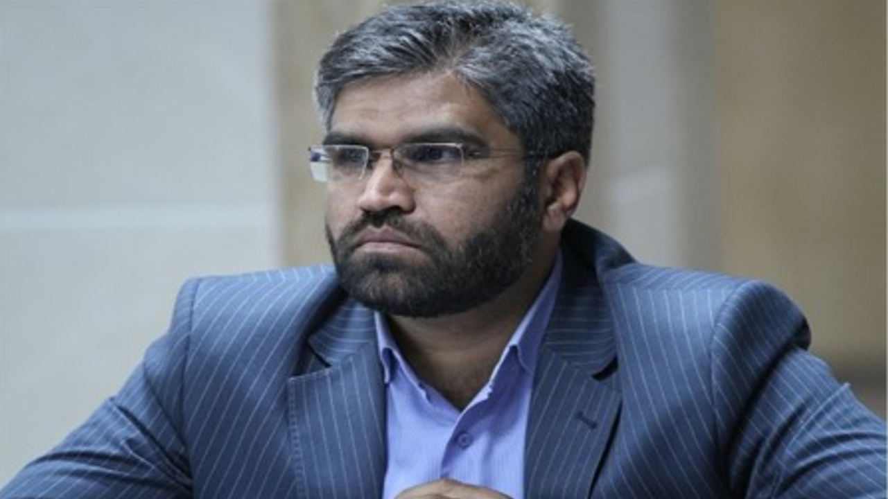 مسیر حرکت انقلاب به سمت رشد است