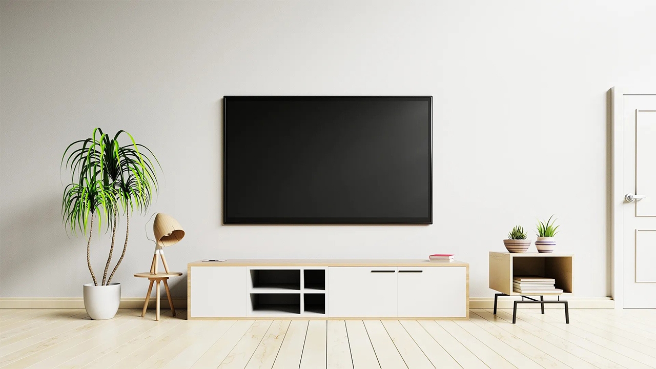 ایده‌ای برای استفاده از یک تلویزیون در پذیرایی و اتاق خواب + فیلم
