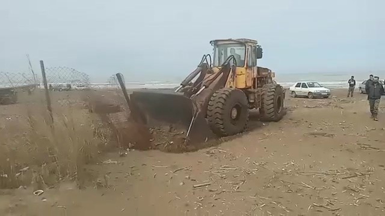 آزادسازی ۱۲ هکتار از سواحل گهرباران + فیلم