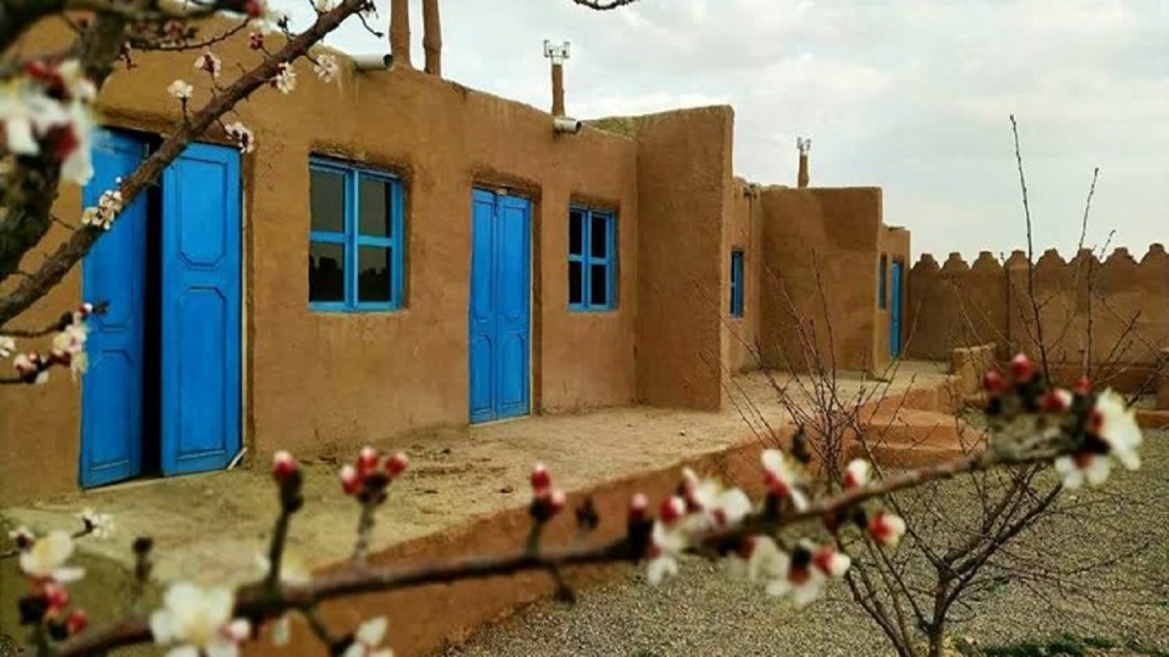 افتتاح بومگردی در سه‌راهی نیکشهر چابهار زاهدان