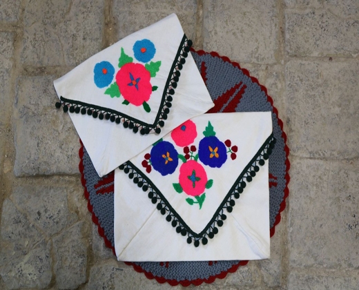 کردی دوزی هنری برخاسته از فرهنگ مردمان خراسان شمالی با قدمتی ۲۰۰ ساله