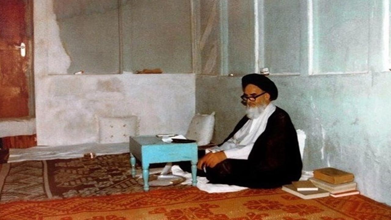 علت تاکید امام خمینی (ره) بر خواندن زیارت رجبیه چیست؟
